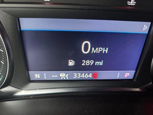 Used 2023 Chevrolet Equinox Premier FWD image 19