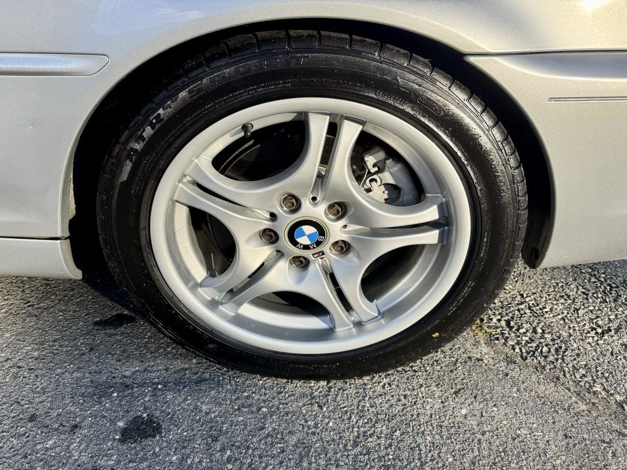 Used 2004 BMW 330Ci Convertible RWD image 18