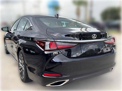 Used 2024 Lexus ES 350 w/ Technology Package FWD image 6