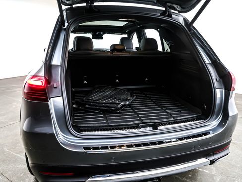 Certified 2025 Mercedes-Benz GLE 450e 4MATIC w/ Winter Package image 24