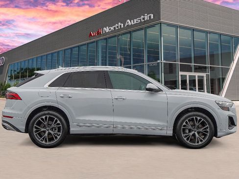 Used 2024 Audi Q8 Premium Plus w/ Premium Plus Package image 3