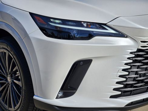 New 2026 Lexus RX 450h AWD image 5