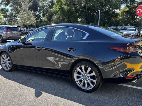Used 2020 MAZDA MAZDA3 Sedan w/ Preferred Package image 13