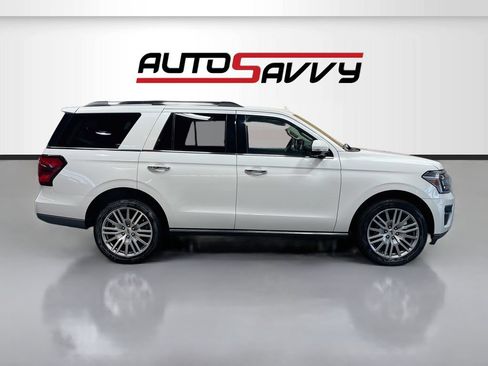 Used 2023 Ford Expedition Limited AWD/4WD image 8