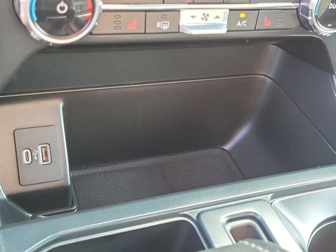 Certified 2022 Ford F150 XLT w/ Equipment Group 302A High image 33