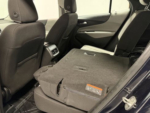 Used 2020 Chevrolet Equinox LS w/ LPO, Floor Liner Package image 27