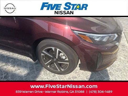 Used 2025 Nissan Sentra SV FWD image 4