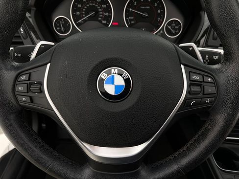 Used 2016 BMW 428i xDrive Convertible image 16