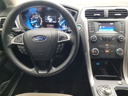 Used 2019 Ford Fusion S FWD image 22