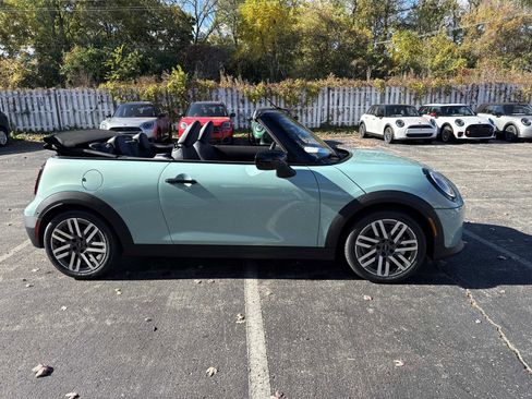 New 2026 MINI Cooper S FWD image 4
