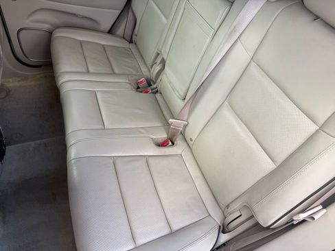 Used 2018 Jeep Grand Cherokee Overland image 37