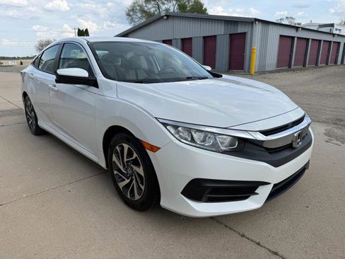 Used 2018 Honda Civic EX image 6