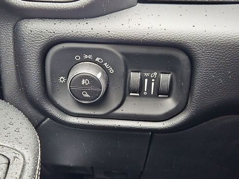 New 2026 RAM 2500 Laramie w/ Night Edition AWD/4WD image 18