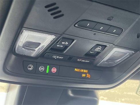 Certified 2023 Cadillac XT4 Sport w/ LPO, Onyx Lite Package image 30