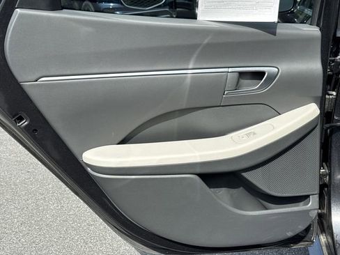 Certified 2024 Hyundai Sonata SEL w/ Convenience Package FWD image 21