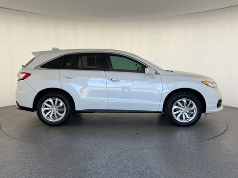 Used 2018 Acura RDX AWD w/ Technology Package image 2
