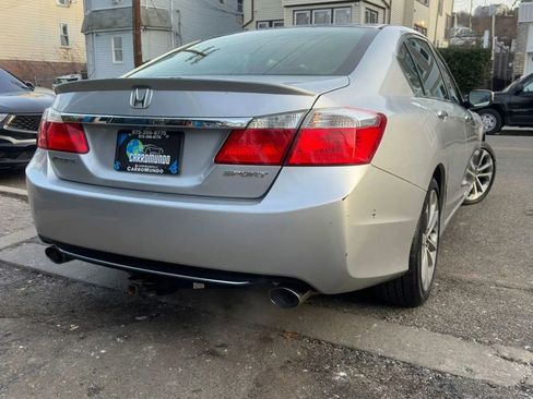 Used 2014 Honda Accord Sport image 3