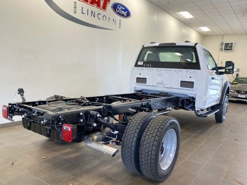 New 2026 Ford F550 4x4 Regular Cab Super Duty w/ XL Chrome Package image 7