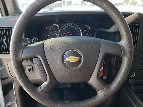 Used 2024 Chevrolet Express 2500 w/ Driver Convenience Package image 25