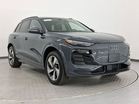 Used 2025 Audi Q6 e-tron Premium Plus w/ Premium Plus image 7