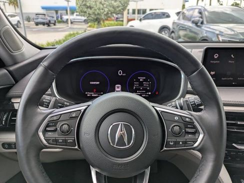 Used 2024 Acura MDX SH-AWD w/ Advance Package image 25