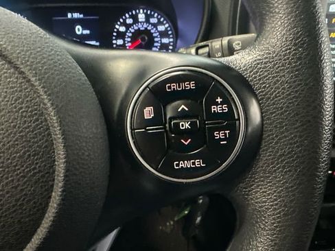 Used 2021 Kia Soul S image 20