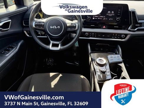 Used 2025 Kia Sportage LX FWD image 14