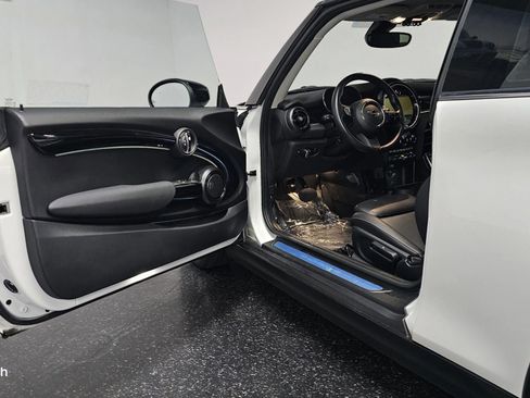 Used 2024 MINI Cooper SE FWD image 10