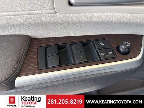Certified 2024 Toyota Sienna XLE image 14