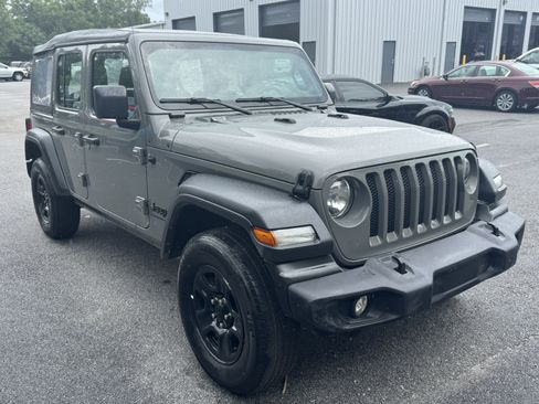 Used 2023 Jeep Wrangler Unlimited Sport AWD/4WD image 3