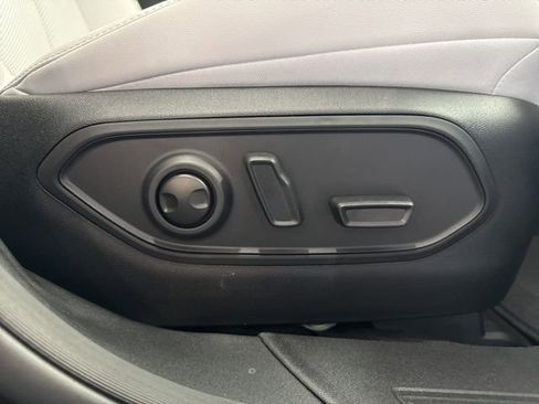 New 2026 Jeep Cherokee Limited image 54