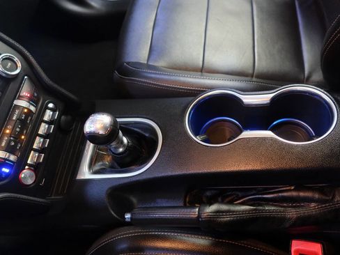 Used 2019 Ford Mustang GT Premium RWD image 24