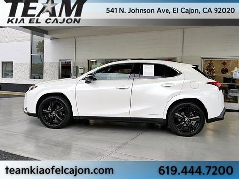 Used 2021 Lexus UX 250h w/ Premium Package image 6