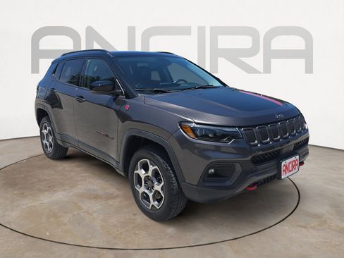 Used 2022 Jeep Compass Trailhawk w/ Trailhawk Elite Group AWD/4WD image 4