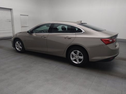 Used 2025 Chevrolet Malibu LT FWD image 3