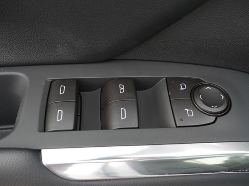 New 2026 Chevrolet Traverse LT image 32