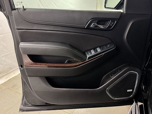 Used 2020 GMC Yukon XL SLT w/ HD Trailering Package image 14