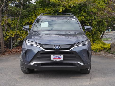 Used 2022 Toyota Venza XLE AWD/4WD image 31