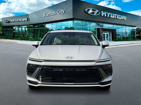 New 2026 Hyundai Sonata SEL FWD image 12