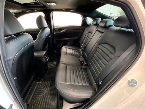 Used 2023 Kia Forte GT-Line w/ GT-Line Premium Package image 19
