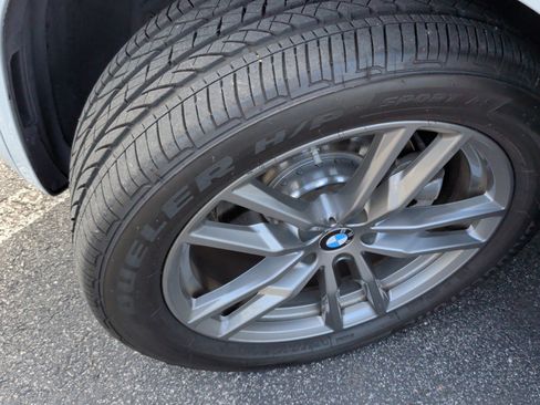 Used 2019 BMW X4 xDrive30i w/ M Sport Package 2 AWD/4WD image 14