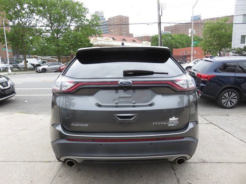 Used 2017 Ford Edge Titanium image 7