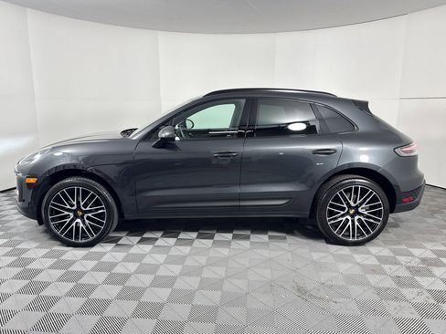 Certified 2026 Porsche Cayenne AWD/4WD image 2