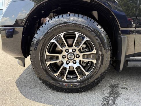 Used 2021 Nissan Titan SV w/ Accessory Utility Package AWD/4WD image 23