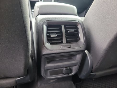 Used 2023 Volkswagen Tiguan S FWD image 11