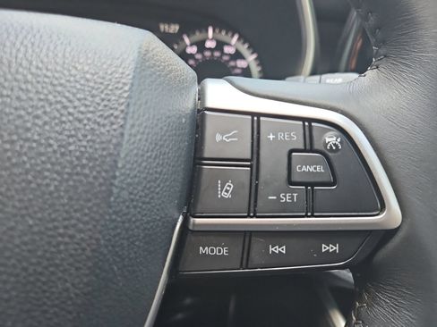 Used 2026 Toyota Highlander XLE AWD/4WD image 29