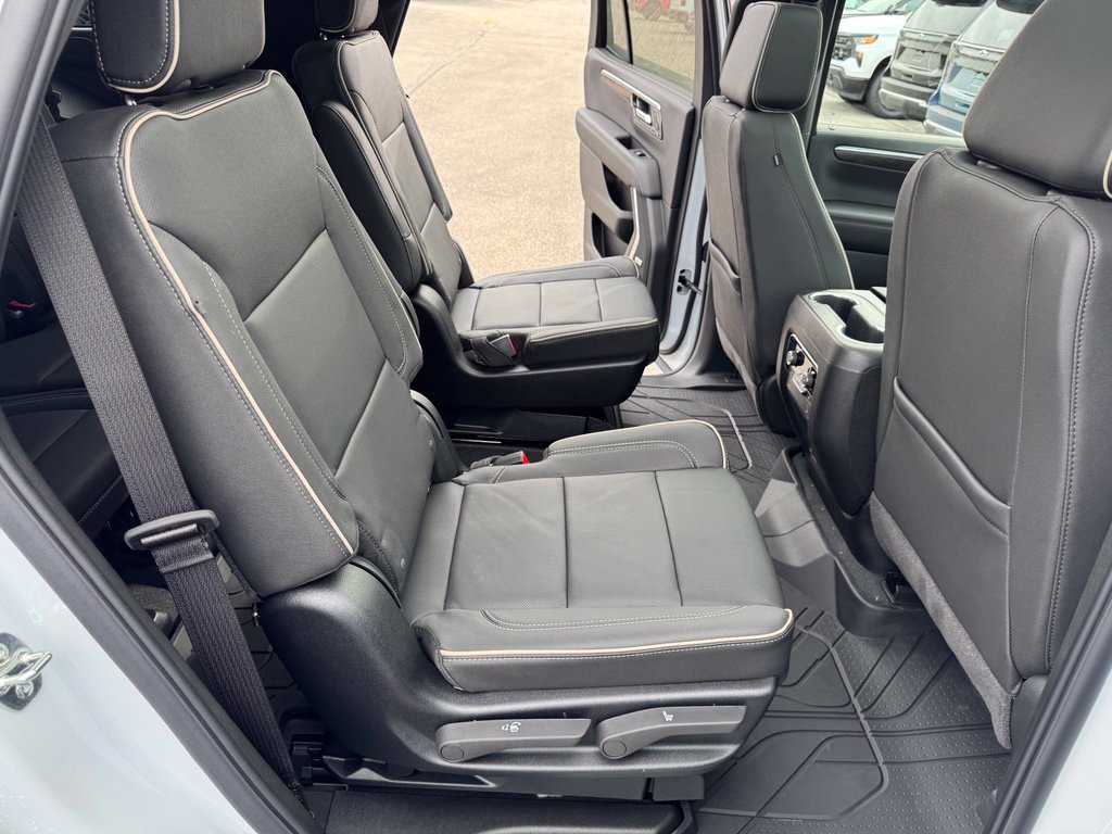 New 2026 Chevrolet Tahoe Premier w/ Sun And Tow Package AWD/4WD image 27