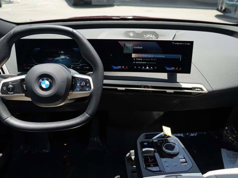 Certified 2026 BMW iX xDrive45 AWD/4WD image 7