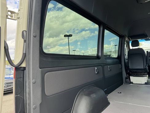 New 2026 Mercedes-Benz Sprinter 2500 image 15
