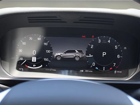 New 2025 Land Rover Discovery Dynamic SE image 21